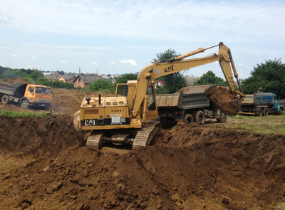   Caterpillar 215 BLC